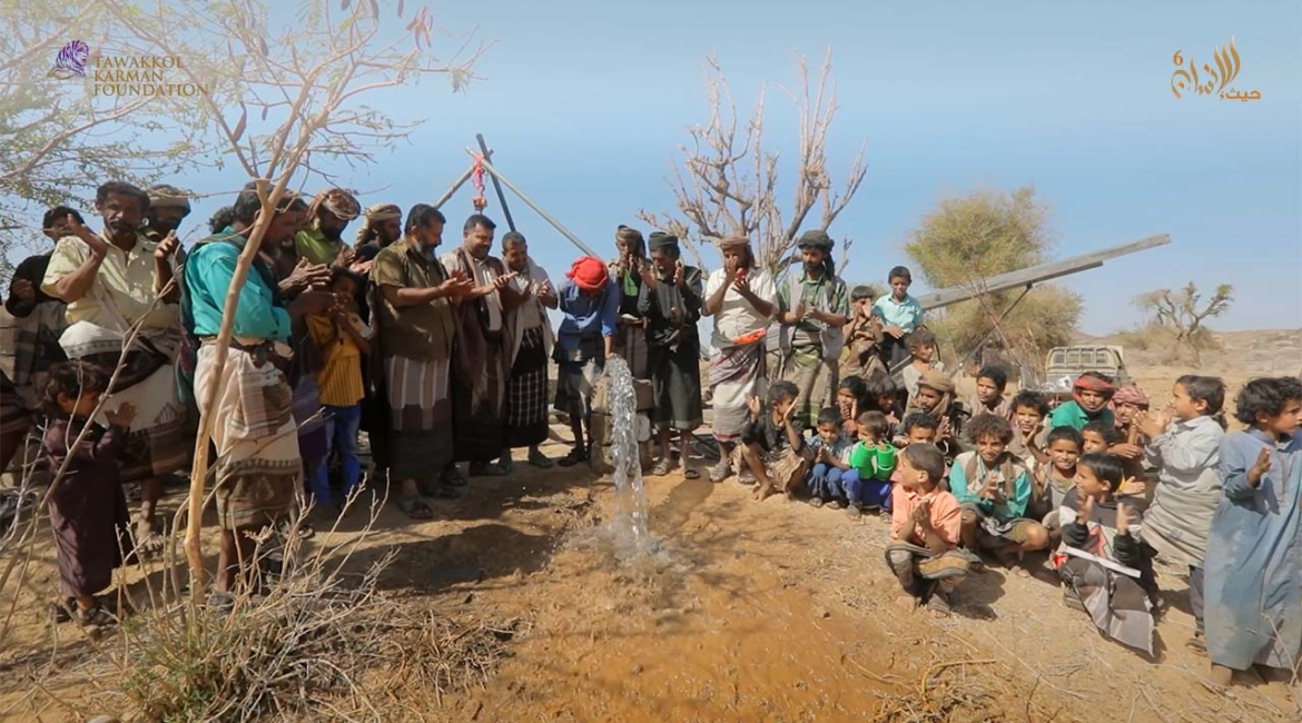 مؤسسة توكل كرمان تنفذ مشروعًا للمياه في إحدى قرى محافظة شبوة