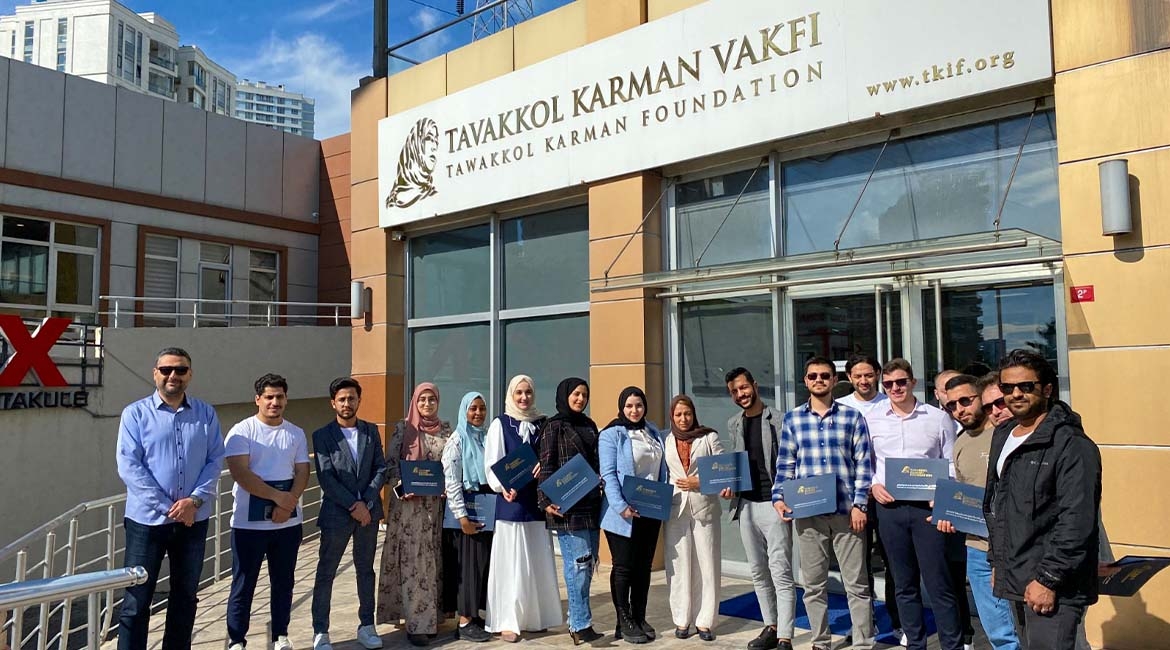 Tavakkol Karman Vakfı “Etki” Programına Katılanlarla Bir Dizi Toplantı Gerçekleştirdi